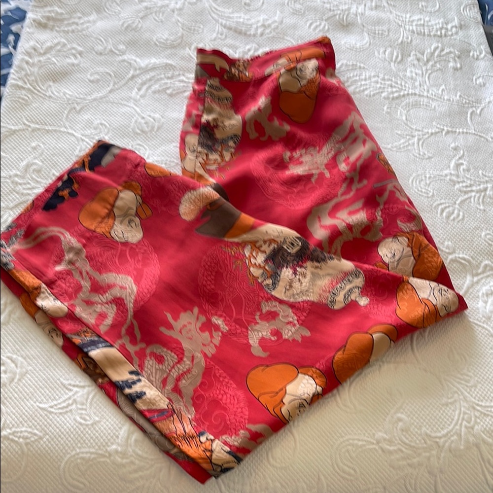 Vibrant Red and Orange Patterned pants !
